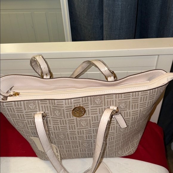 Anne Klein Cream Geometric Tote Bag NWT - Picture 10 of 11